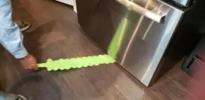 Ask Cindy Shop: total reach duster cleaning under the fridge